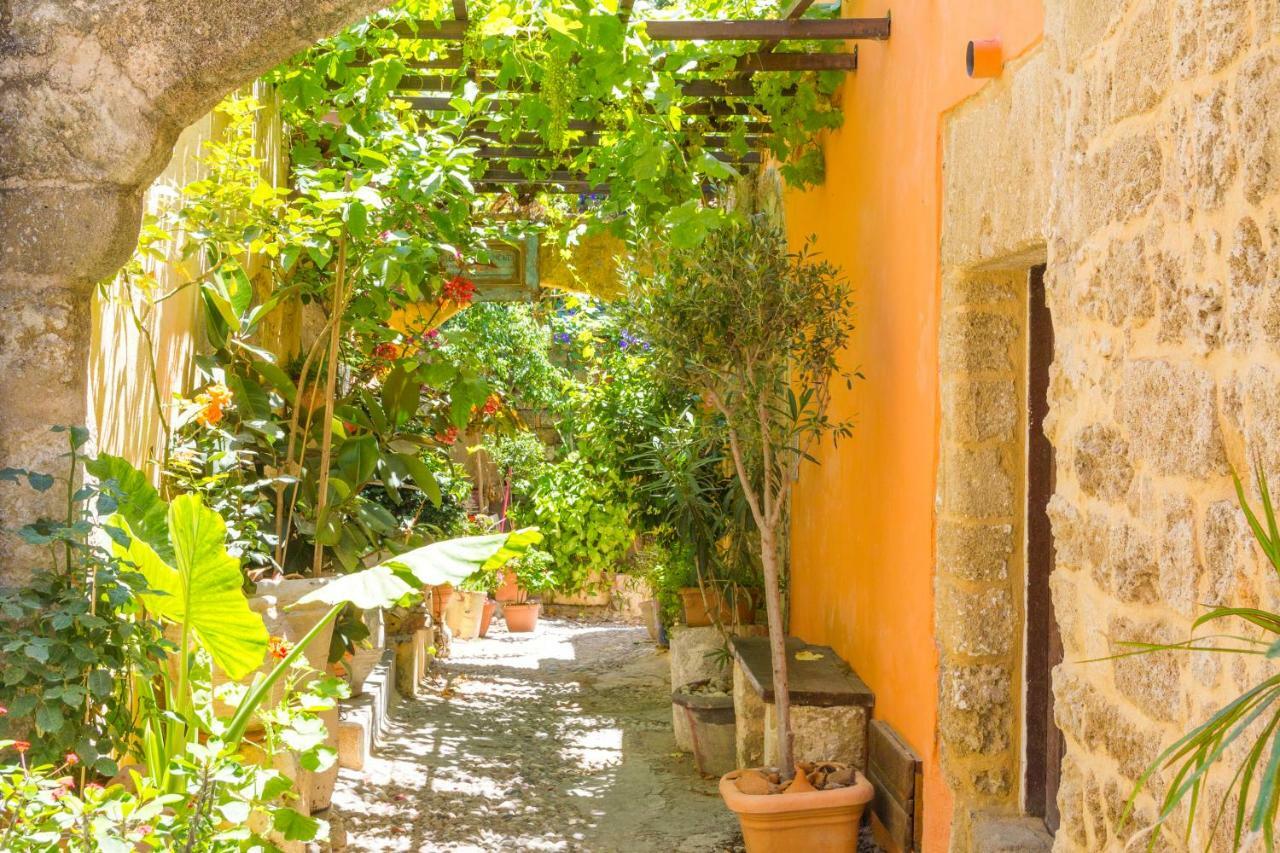 Colours - Old Town - Studios Rhodes City Εξωτερικό φωτογραφία